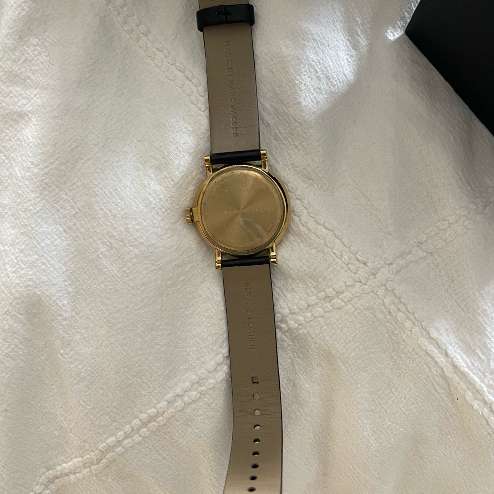 Marc Jacobs Watch - Picture 7 of 8